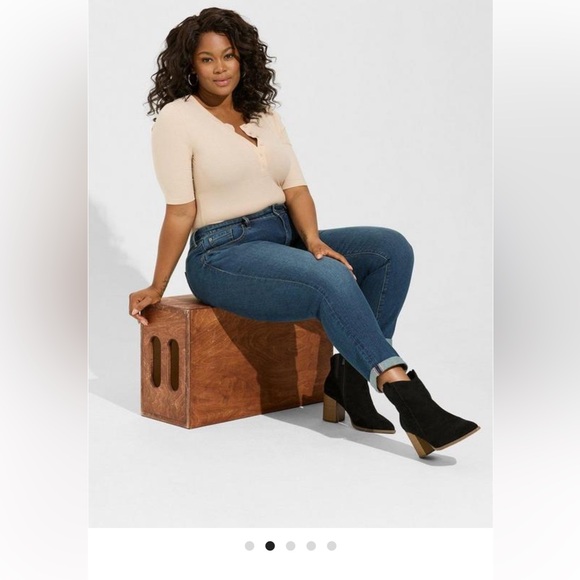 Torrid Cream Henley Bodysuit - Picture 5 of 6